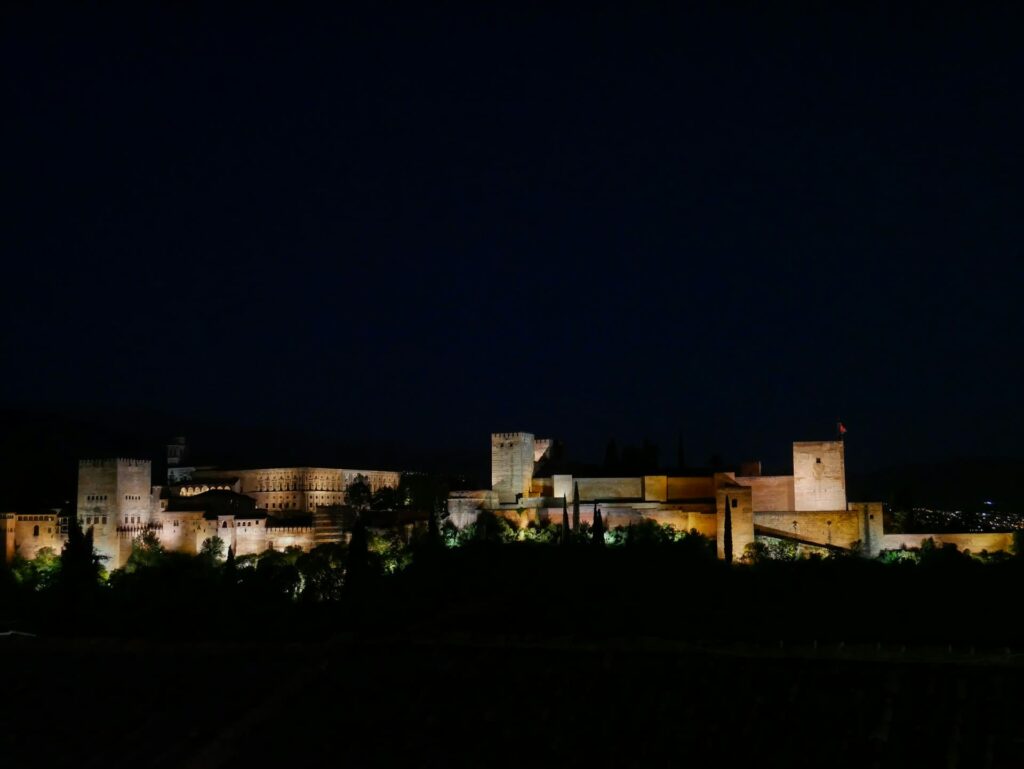 granada noche