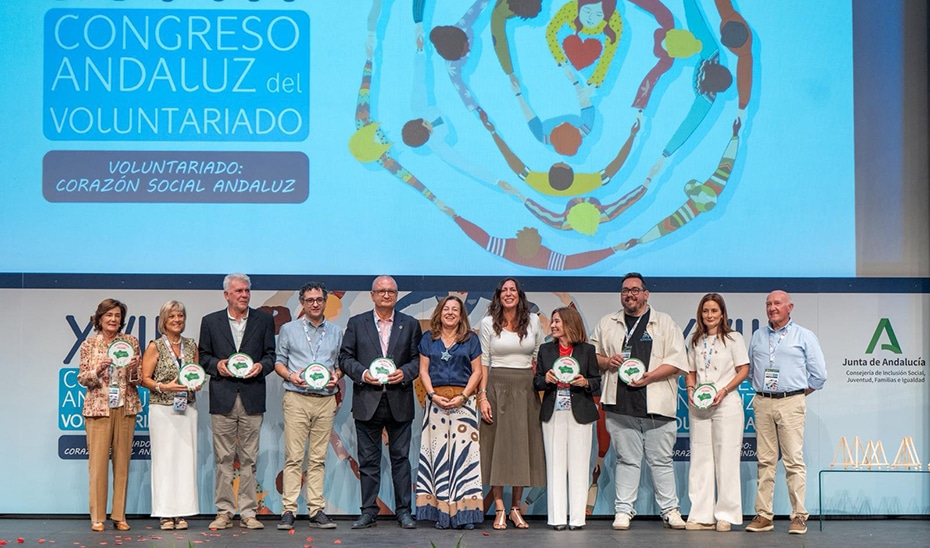 Andalucía Fomentará el Modelo 'Aprendizaje-Servicio' en Centros Educativos junto a Entidades de Voluntariado