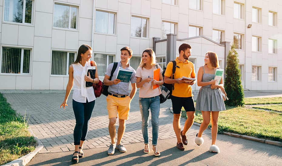 Andalucía garantizará la bonificación de matrículas universitarias y ofrecerá ayudas <p><strong>Andalucía garantizará la bonificación de matrículas universitarias y ofrecerá ayudas para vivienda</strong></p>
