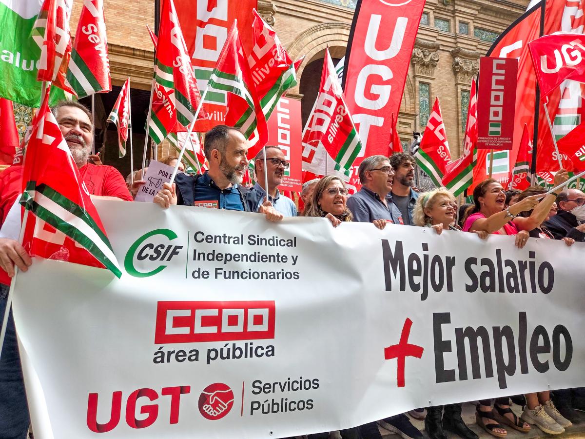 CCOO se moviliza en Sevilla contra el bloqueo del Gobierno Movilización del Área Pública de CCOO de Sevilla.