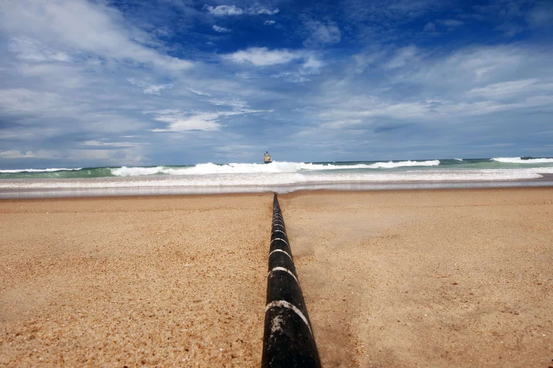 Cables Submarinos en Canarias: Guardianes del Atlántico con Tecnología de