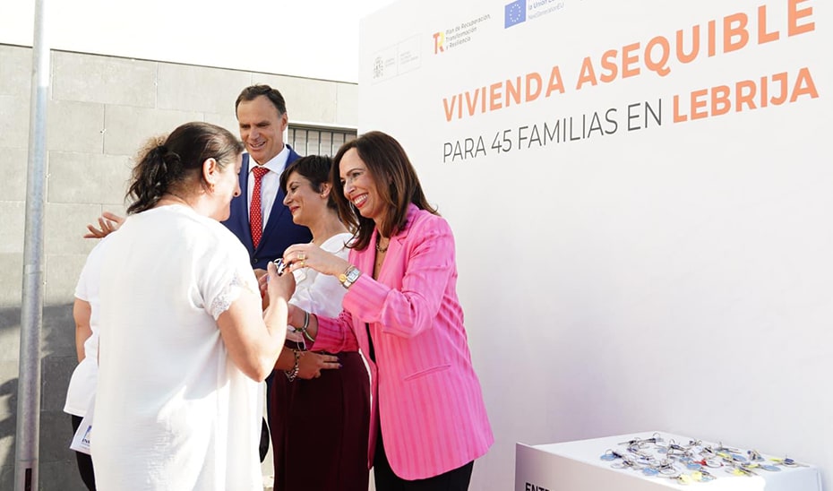 Entrega de Llaves: 45 Viviendas Protegidas en Alquiler en Lebrija