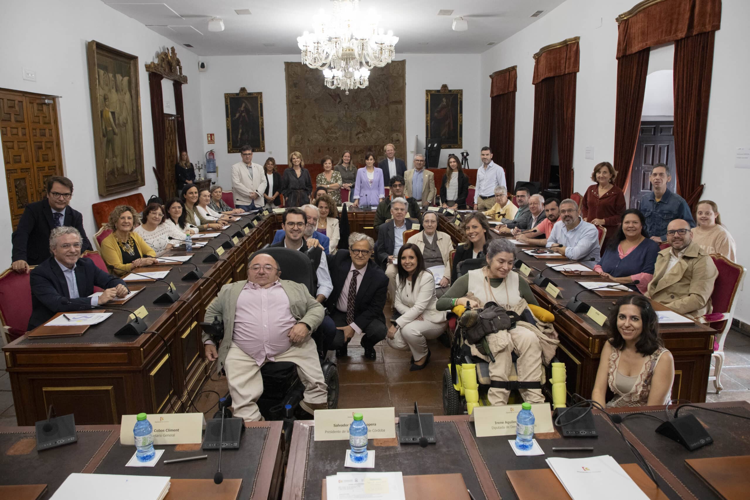 La Diputación invierte más de 774.000 euros en actividades de La Diputación invierte más de 774.000 euros en actividades de 33 asociaciones y fundaciones sociales de la provincia