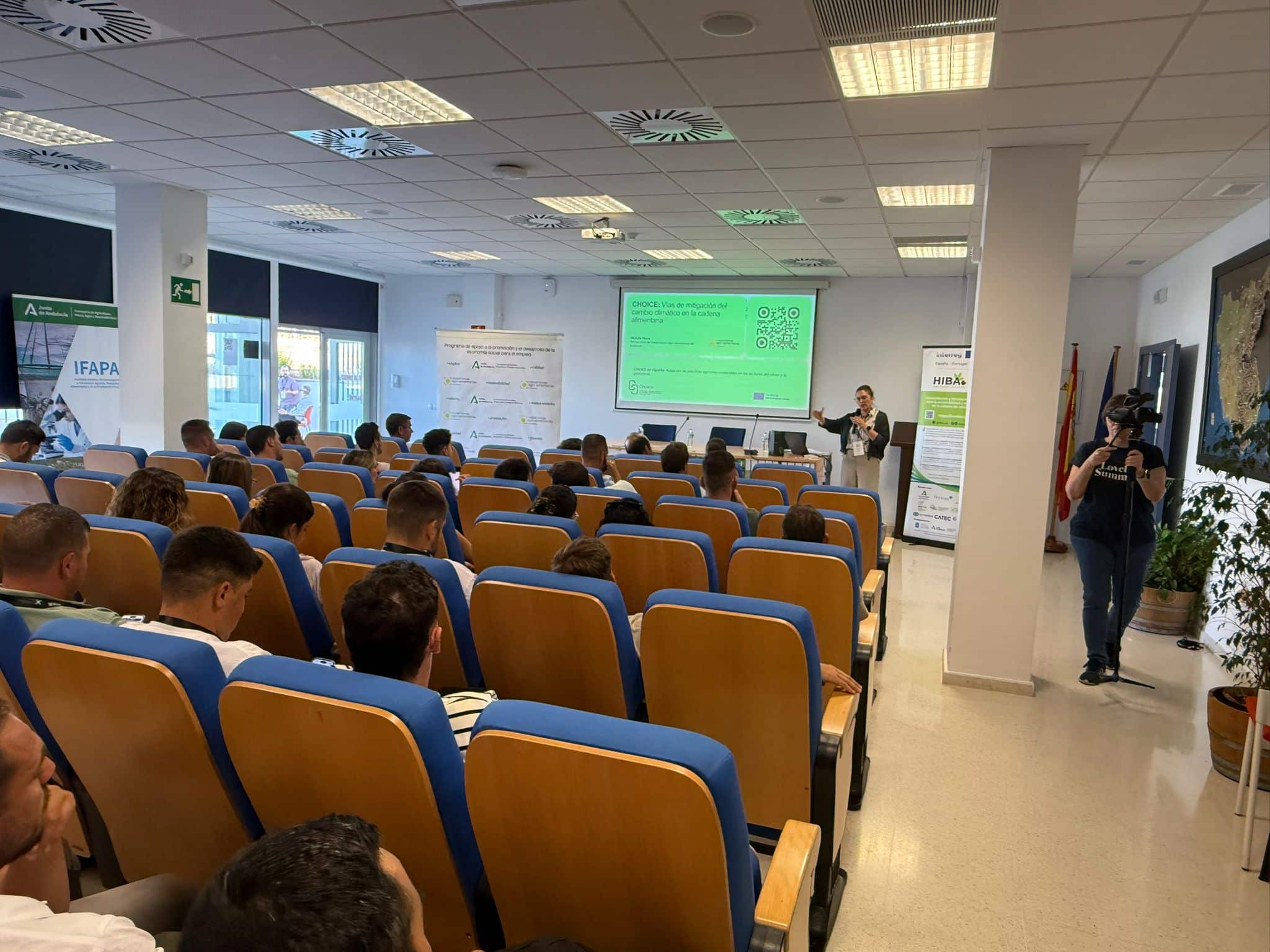 <p><strong>"Olivares con Futuro: Impulsando Sostenibilidad y Eficiencia en el Campo Andaluz a través del Proyecto Climate Choice"</strong></p> 1 "Olivares con Futuro: Impulsando Sostenibilidad y Eficiencia en el Campo Andaluz a través del Proyecto Climate Choice"
