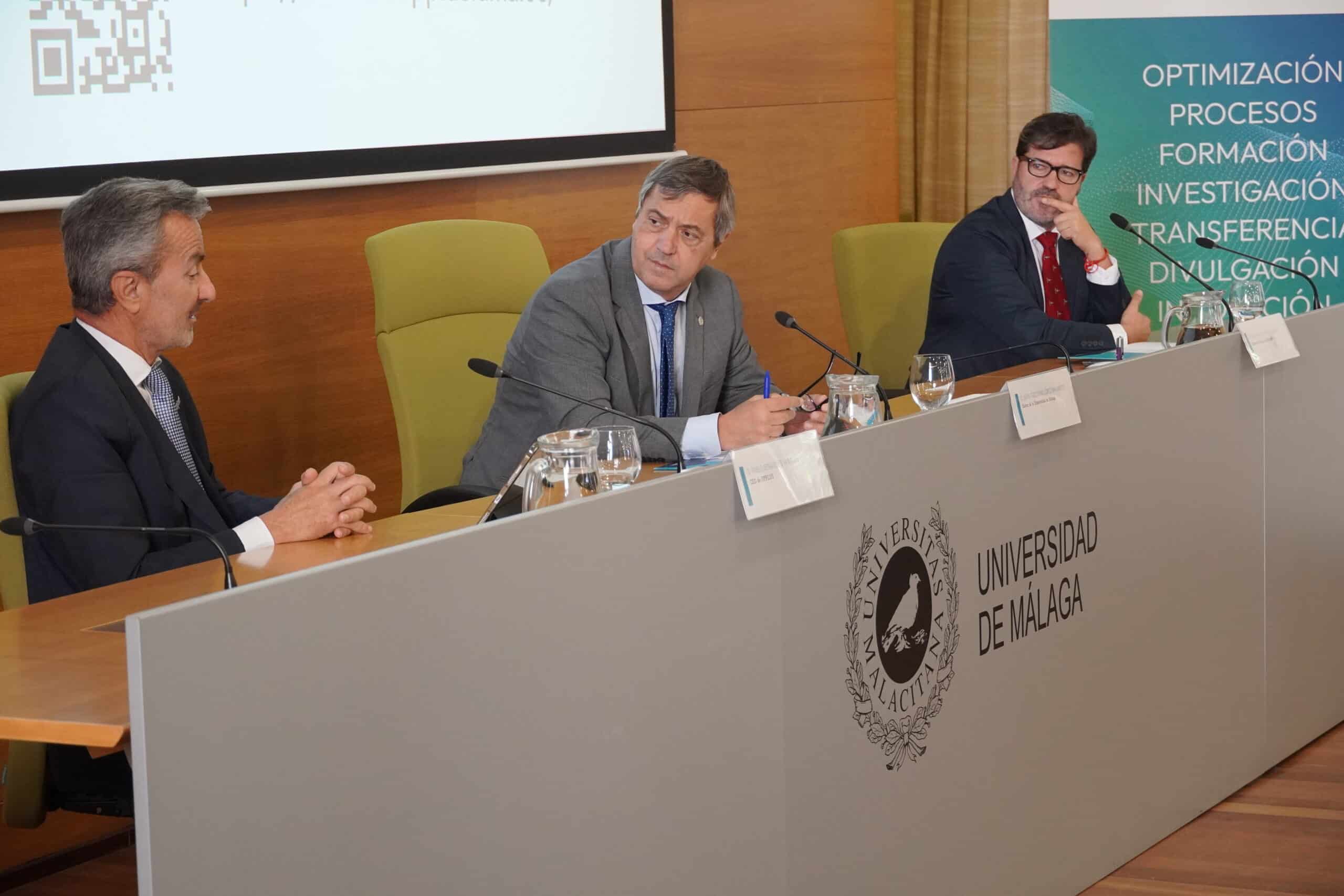 Presentación de la Cátedra OPPLUS en la Universidad de Málaga <p><strong>Presentación de la Cátedra OPPLUS en la Universidad de Málaga</strong></p>