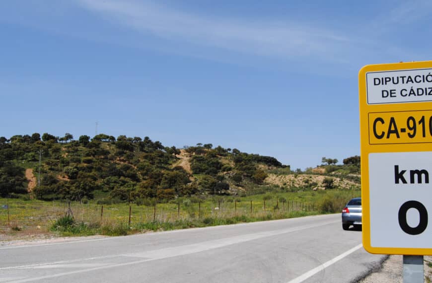 800.000 Euros para la Renovación de Marcas Viales y Mejora del Balizamiento en las Carreteras Provinciales