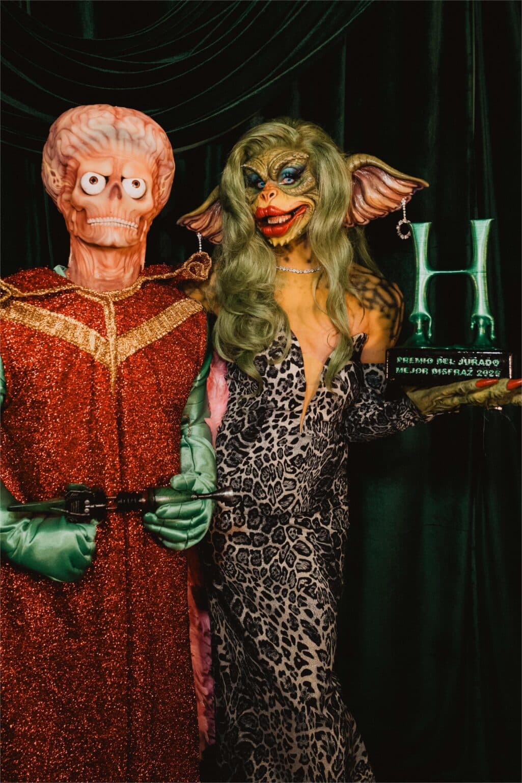 Alaska Nebraska Brilla en la Segunda Edición de 'Halloween Con Alaska Nebraska gana la segunda edición de 'Halloween Con S'