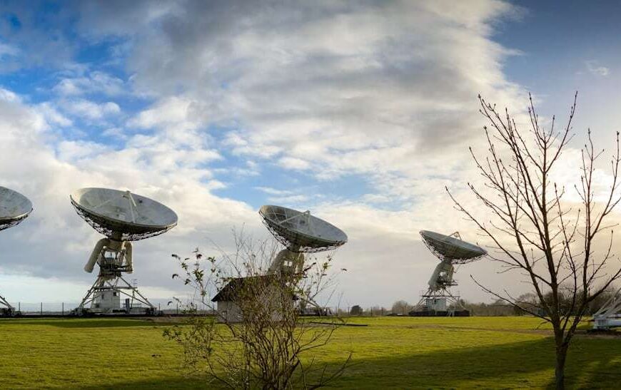 Amazon Kuiper Lanza su Primera Estación en España: Santander se Posiciona como Clave en la Carrera por el Internet Satelital