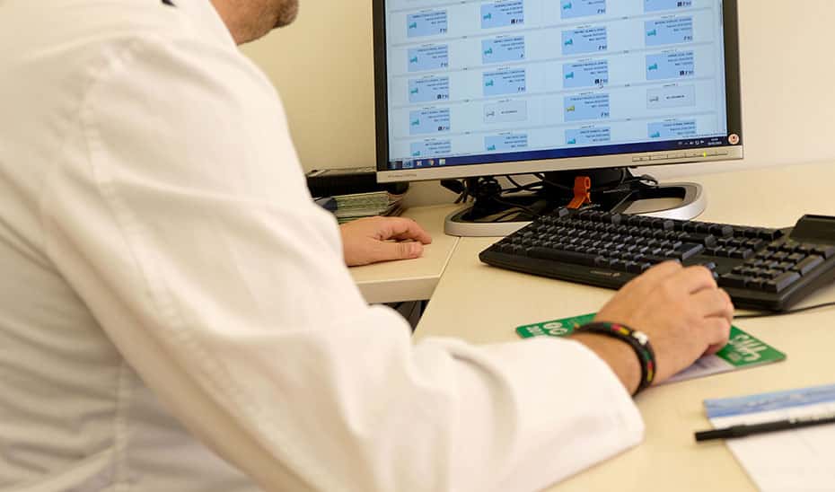 Andalucía Solicita al Ministerio Prorrogar la Jubilación Activa para Médicos de Atención Primaria