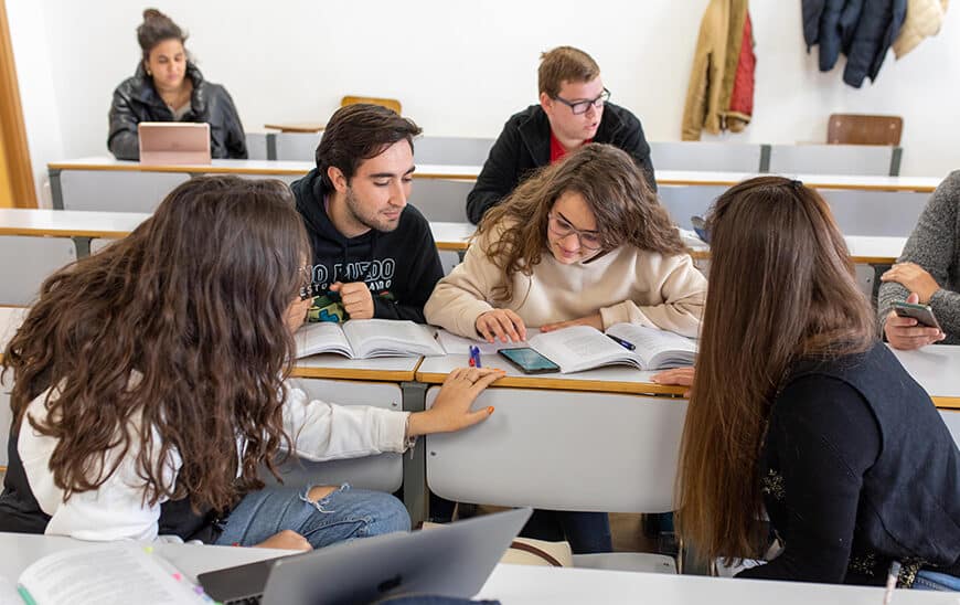 Autorizada la Incorporación de Nuevos Títulos Académicos en la UMA y la US