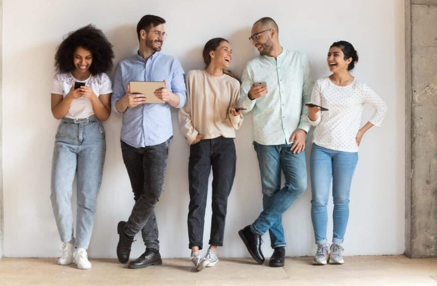 beBee lanza su plataforma SaaS para conectar profesionales, clientes y reclutadores