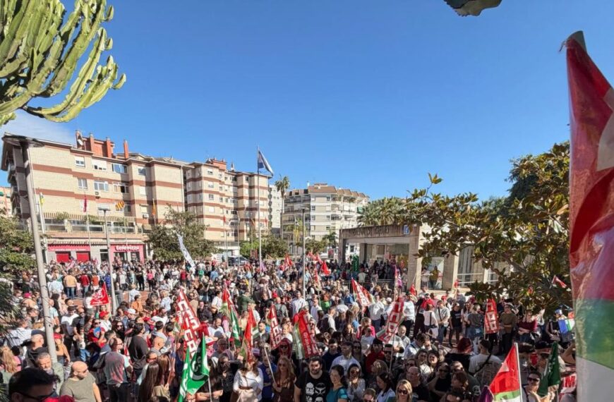 La manifestación convocó a miles de personas
