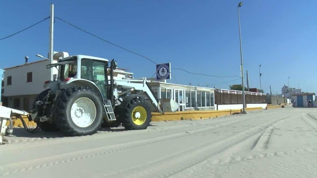 CCOO presenta un recurso al acuerdo plenario sobre pliego para el servicio de mantenimiento de playas