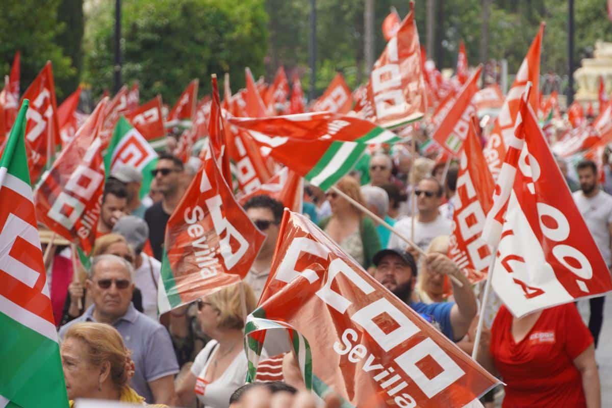 CCOO logra el compromiso del Ayuntamiento de Dos Hermanas para negociar mejoras salariales y laborales en la limpieza viaria 1 Imagen de archivo de una manifestación de CCOO.