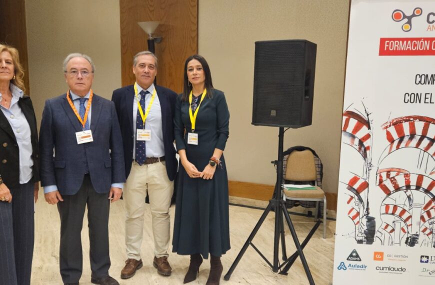 CEA Reafirma su Compromiso con la Formación de Calidad en el Congreso de CECAP Andalucía