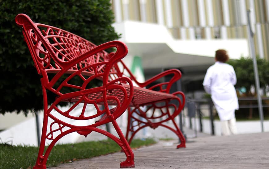 Cerca de 50 Centros de Sanidad Pública Reafirman su Compromiso Contra la Violencia de Género