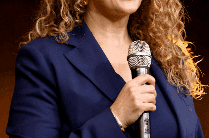 Cristina Barriga del Instituto Nacional de Micropigmentación trae a España la técnica brasileña que revolucionala estética capilar pelo a pelo