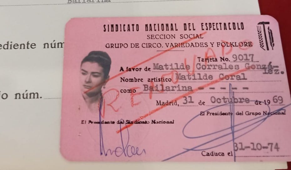 Cuando los Flamencos Necesitaban un Carné para Actuar