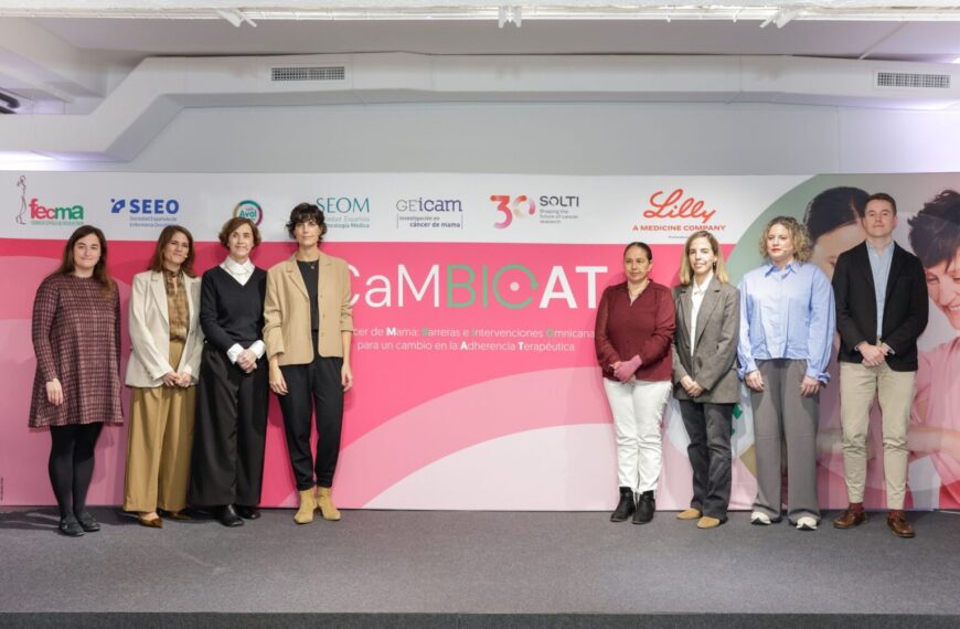 Desarrollo de un Protocolo Estandarizado para Potenciar la Adherencia Terapéutica en Mujeres con Cáncer de Mama en España