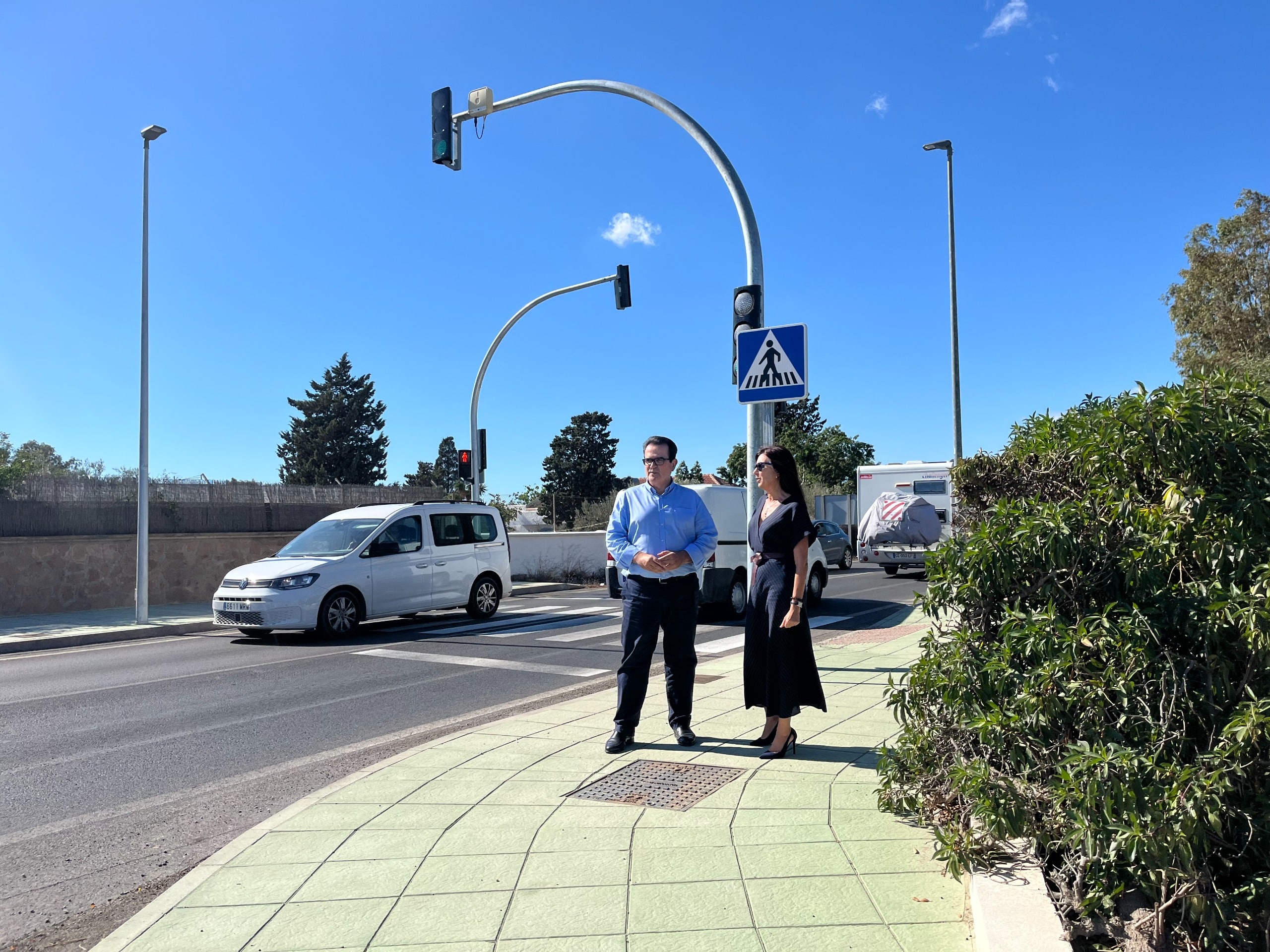 El Ayuntamiento y la Diputación Mejoran la Seguridad Vial en los Accesos a la Barriada de Retamar