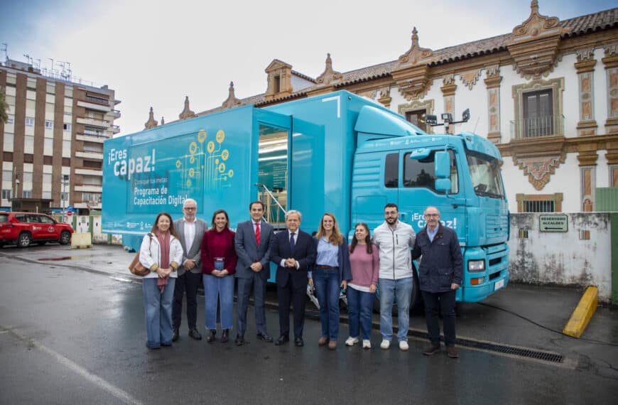 El Proyecto 'Eres Capaz' de la Diputación Integra un Aula Móvil para Llevar Nuevas Tecnologías a Municipios Pequeños