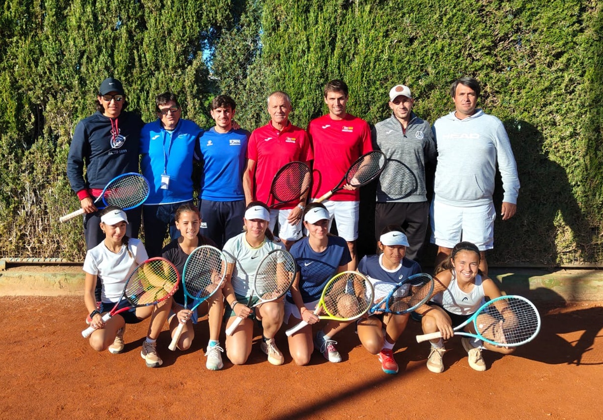 Concentración Sub 13 de la RFET en el CTT Blas Infante de Sevilla