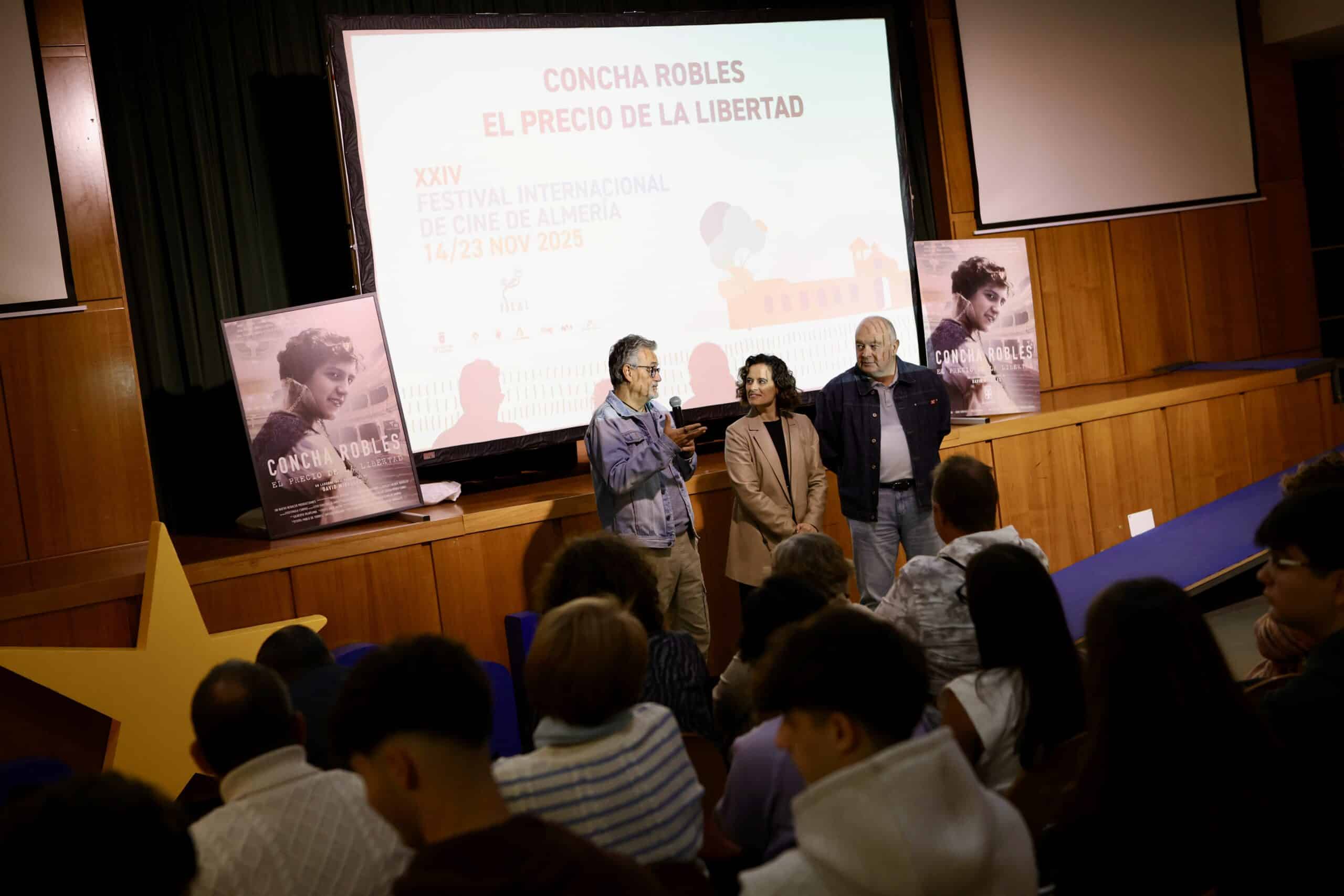 FICAL y Fundación La Caixa presentan el documental 'Concha Robles: El precio de la libertad' a los estudiantes de La Salle