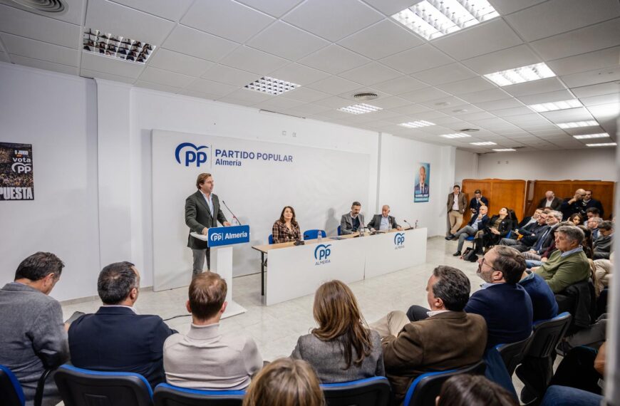 Antonio Repullo, durante su intervención en la Junta Directiva del Partido Popular de Almería