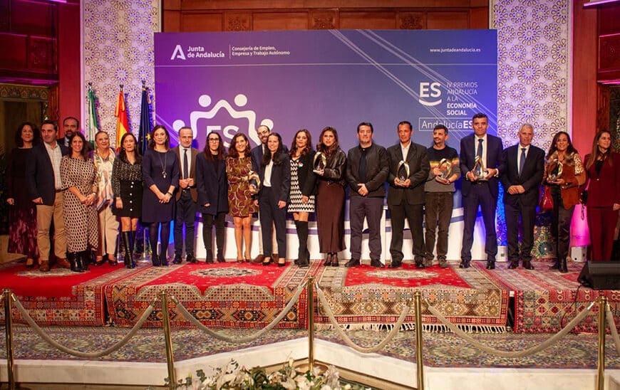 IV Premios Andalucía ES: Reconociendo a Givit, Riveras del Suquía, La Urdimbre, AgroSevilla Aceitunas, Sentido Inverso y Francisco Javier Rincón