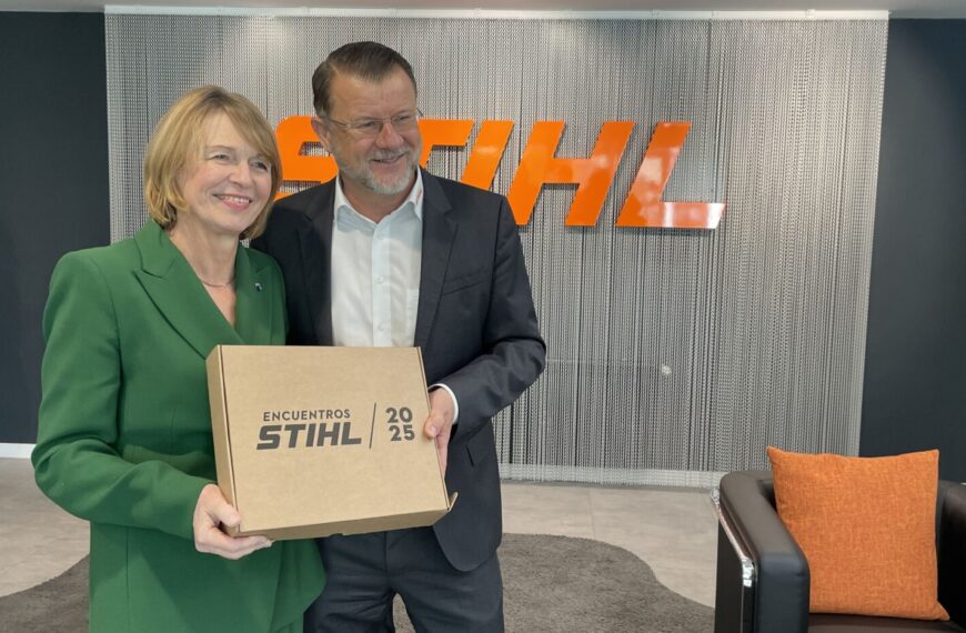 STIHL España recibe la visita de Elke Büdenbender, primera dama alemana