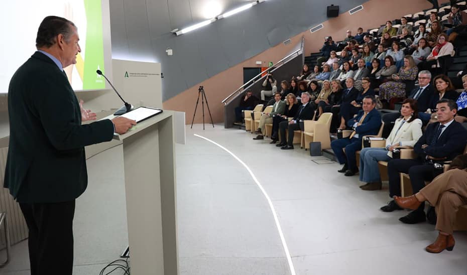 Implementación del Plan de Atención Temprana de la Junta beneficiará a 42,000 niños andaluces