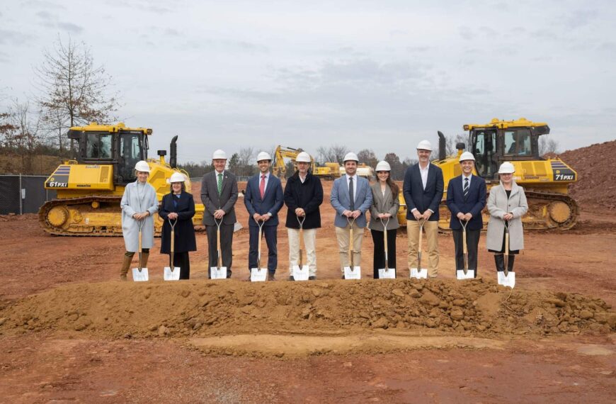 Inauguración del Centro de Datos de 45 MW en Virginia por Penzance y AWS: Impulso a la Infraestructura Digital y Espacios Verdes Comunitarios