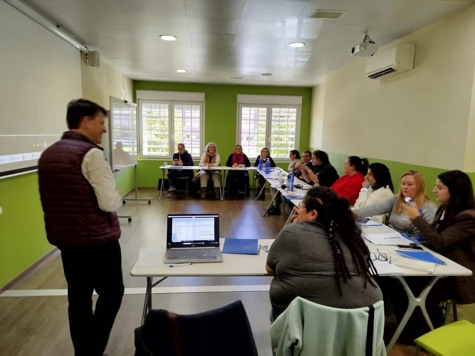 Iniciamos la Formación en Aprendizaje-Servicio en Aspace Andalucía 1 Iniciamos la Formación en Aprendizaje-Servicio en Aspace Andalucía