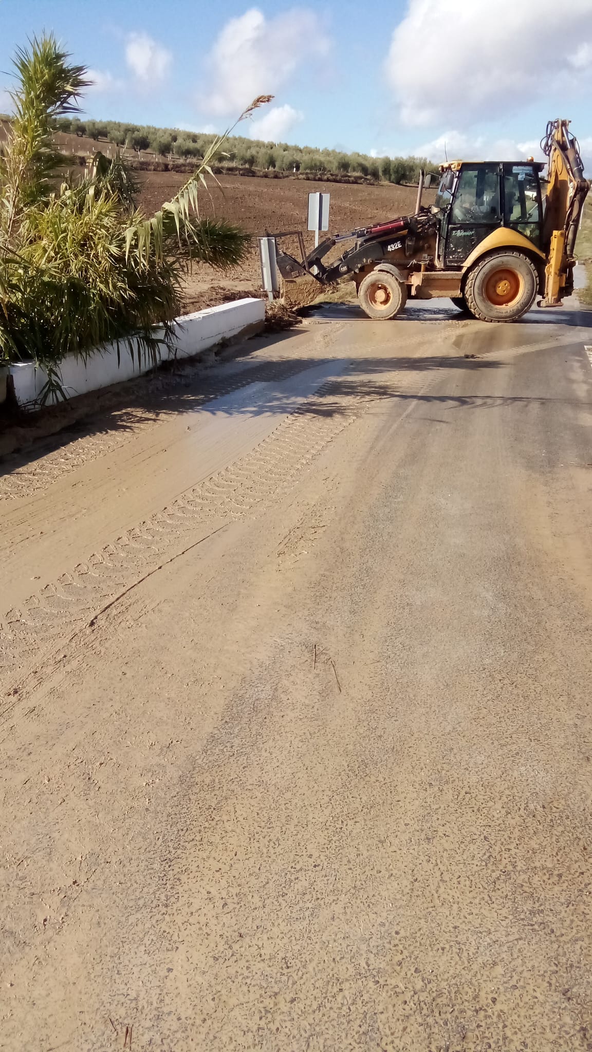 La Diputación de Córdoba mantiene cortadas dos carreteras provinciales debido a las incidencias de la borrasca Claudia 1 La Diputación de Córdoba mantiene cortadas dos carreteras provinciales debido a las incidencias de la borrasca Claudia