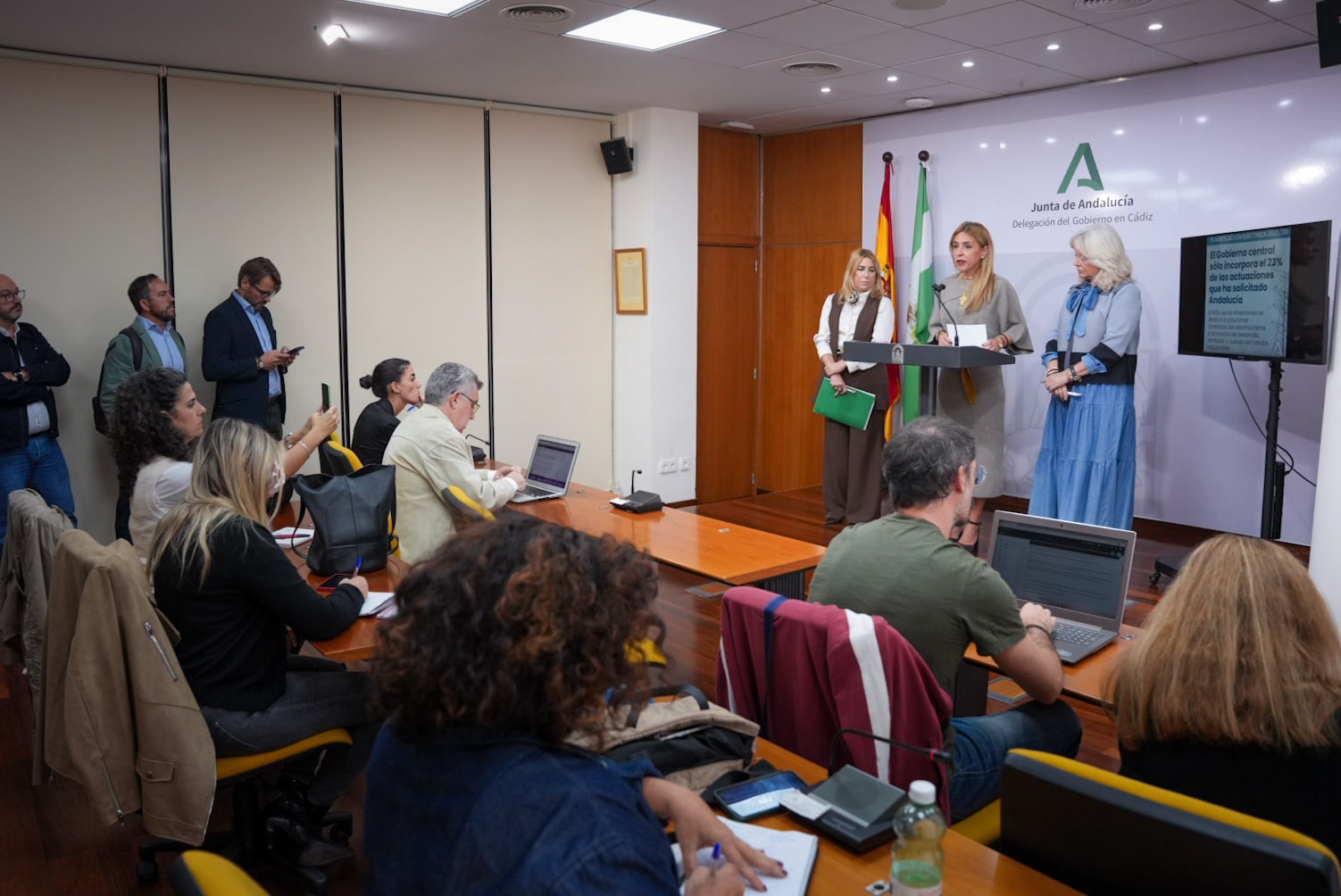 La Diputación iniciará un estudio sobre las infraestructuras eléctricas de la provincia