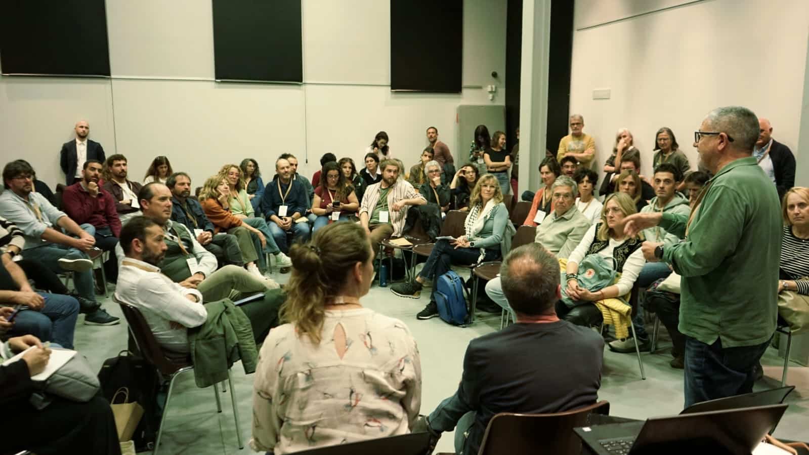 La Diputación presenta el proyecto ‘Córdoba Verde’ en un encuentro nacional sobre sostenibilidad agroalimentaria.