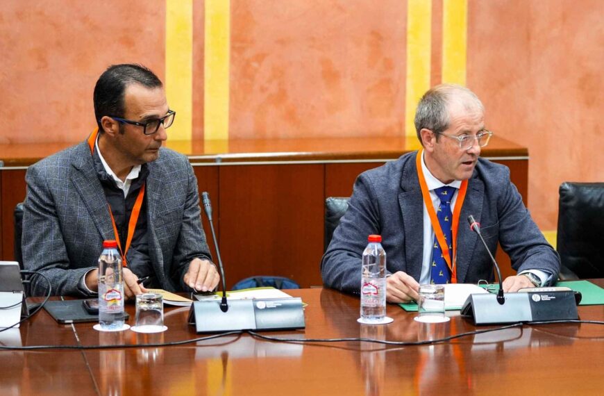 La FAC Presenta en el Parlamento de Andalucía su Propuesta de Rebajas Fiscales para Más de 1.400 Sociedades Federadas