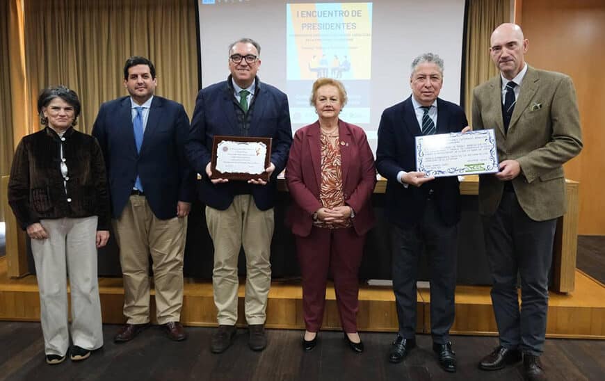 La Junta es Reconocida por las Casas Andaluzas en Valencia por su Ayuda tras la DANA del 29 de Octubre