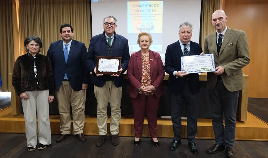 La Junta es Reconocida por las Casas Andaluzas en Valencia por su Ayuda tras la DANA del 29 de Octubre