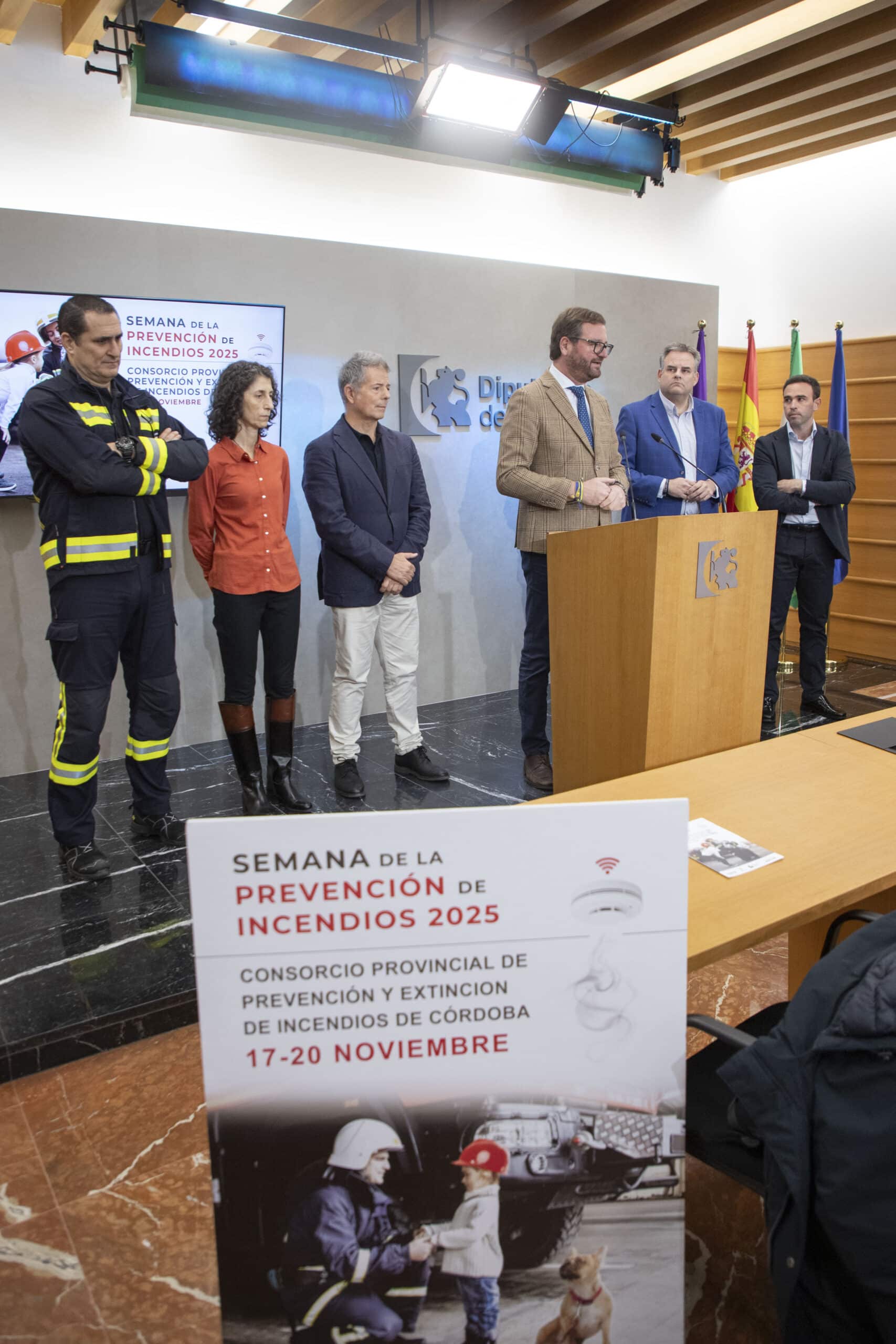 "La XX Semana de la Prevención de Incendios llega a Lucena: Concienciación sobre los Riesgos de Incendio en el Hogar"