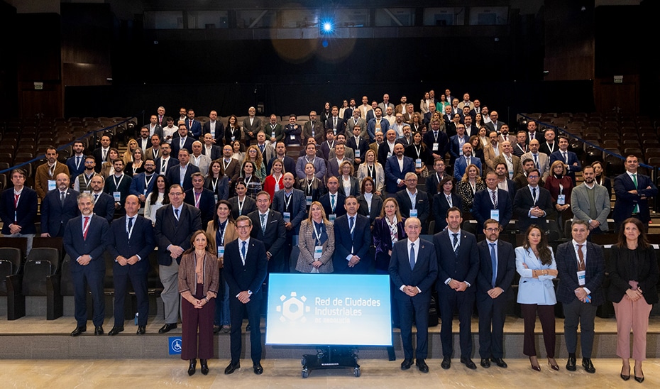 Málaga se Une a la Red de 124 Ciudades Comprometidas con el Desarrollo Industrial