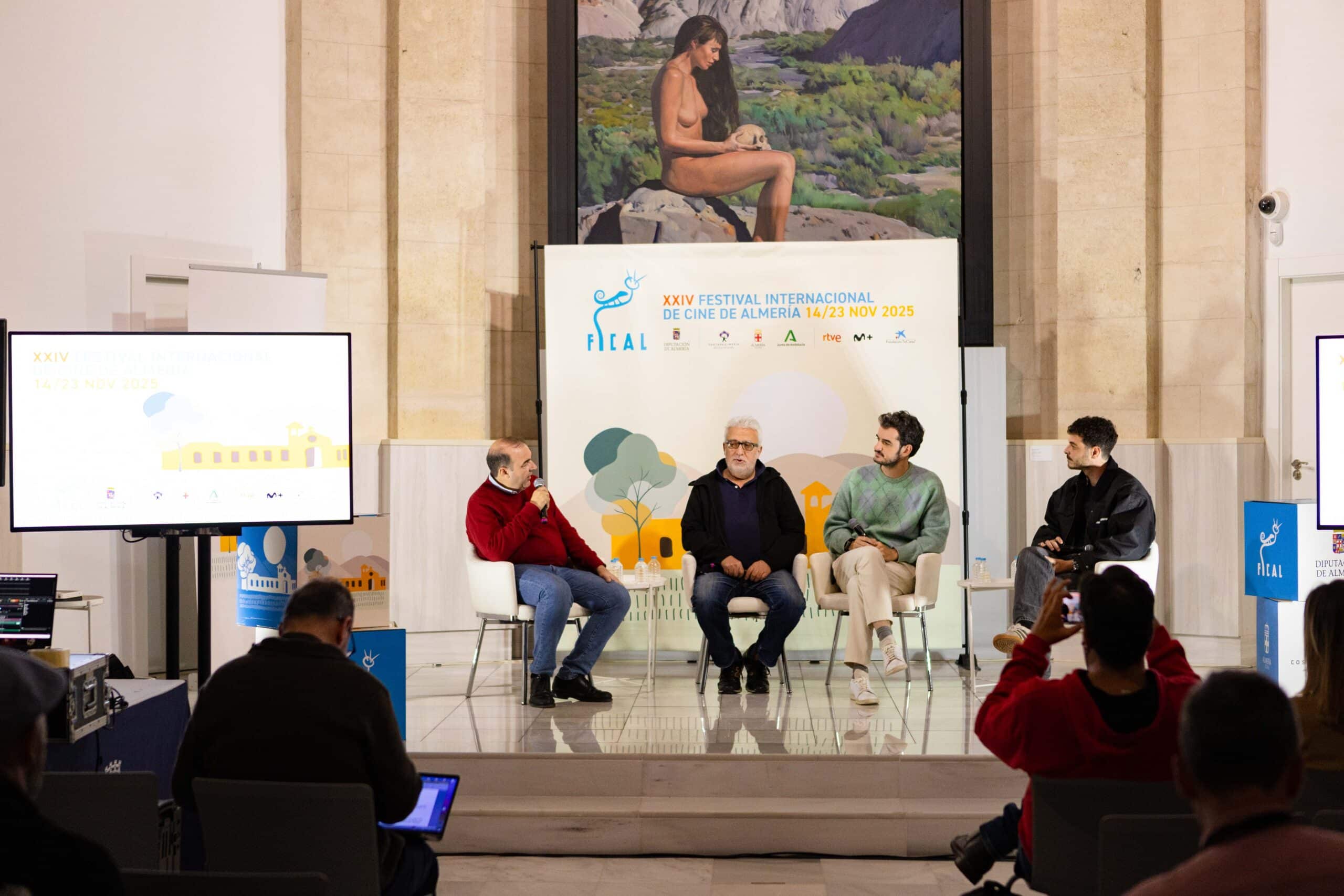 Martín Cuervo y Leo Harlem se unen en 'Coartadas', una divertida comedia de enredos presentada en el FICAL 1 Martín Cuervo y Leo Harlem se unen en 'Coartadas', una divertida comedia de enredos presentada en el FICAL