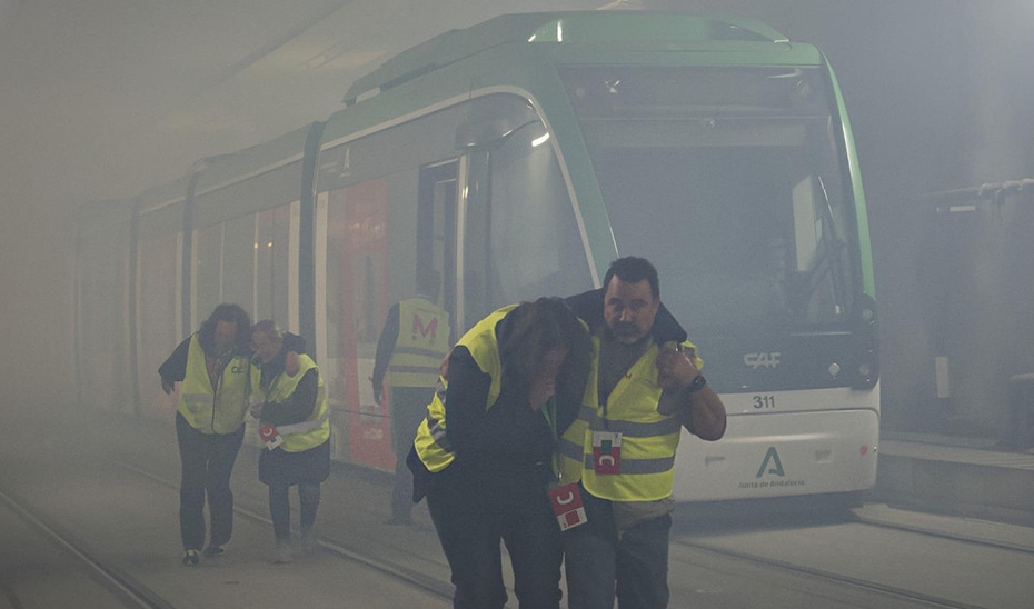 Más de Cien Participantes en Simulacro de Incendio en Túnel del Metro de Granada