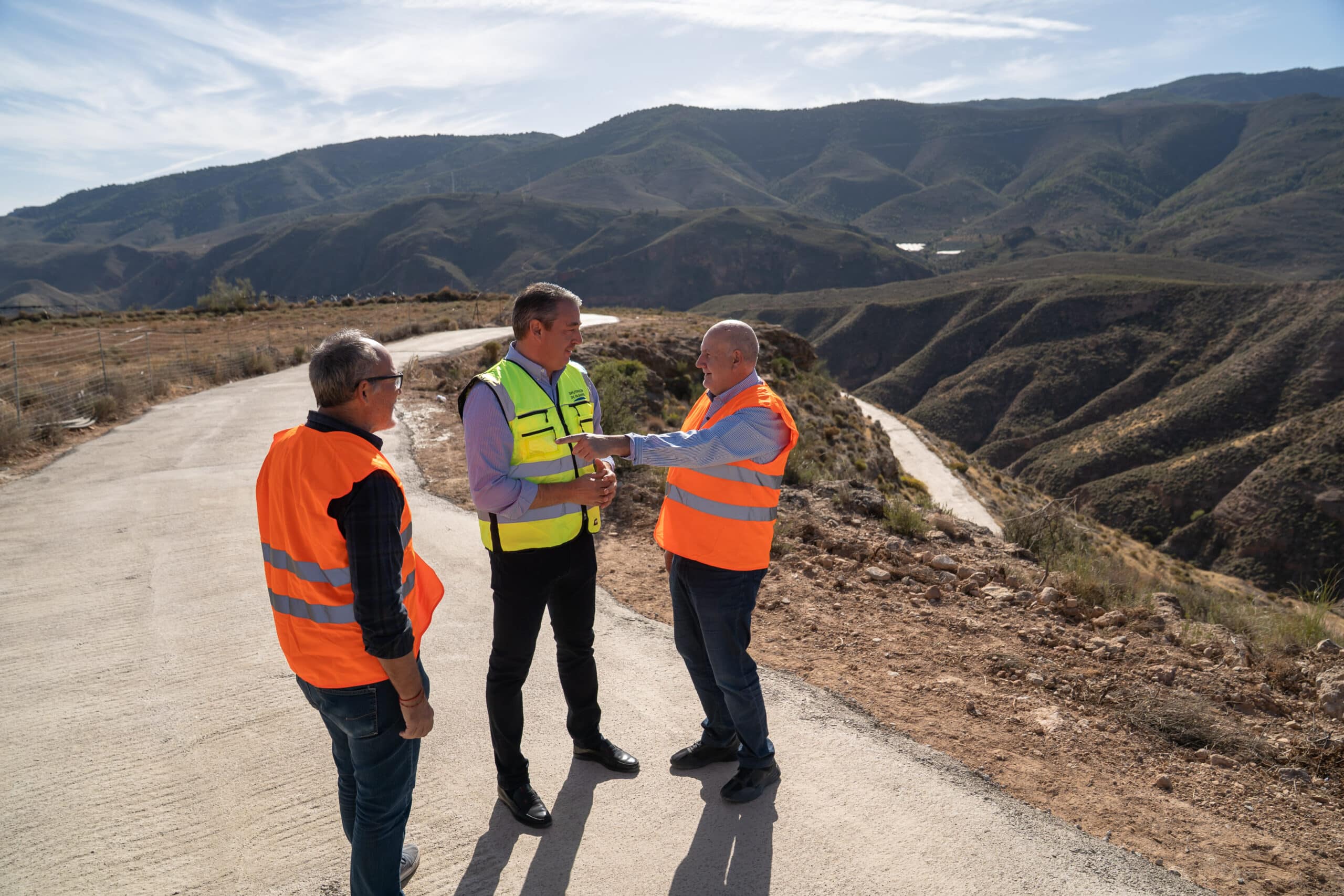 Mejora Integral del Camino que Une Padules y Almócita: Iniciativa de la Diputación en el Marco del Plan de Caminos 1 Mejora Integral del Camino que Une Padules y Almócita: Iniciativa de la Diputación en el Marco del Plan de Caminos