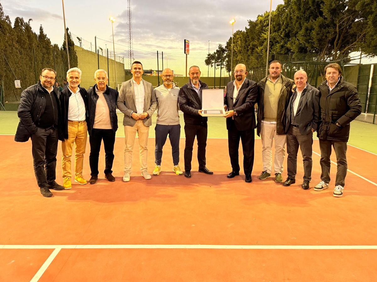 Visita del presidente de la RFET, Miguel Díaz, al CT El Ejido