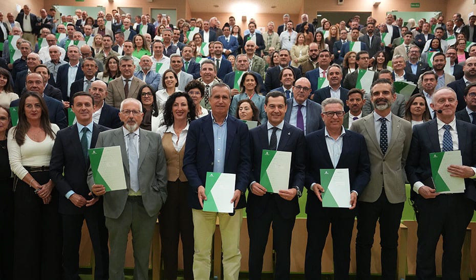 Moreno Distribuye 130 Millones en Ayudas a Más de Cien Organizaciones Andaluzas de Frutas y Hortalizas