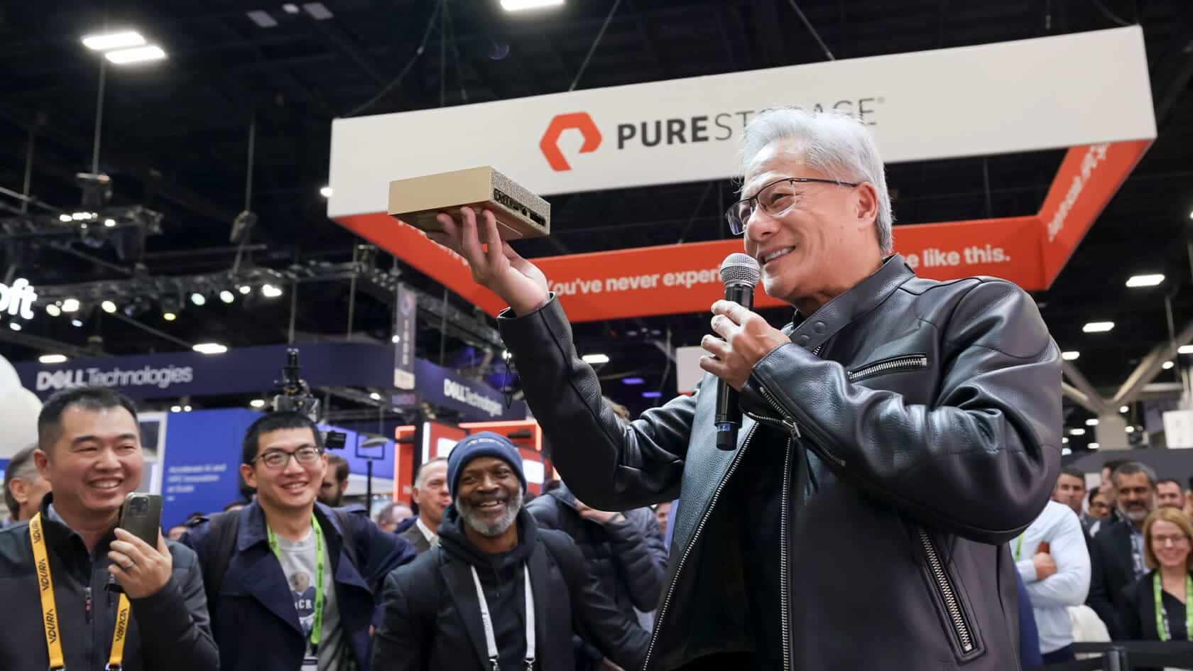 NVIDIA Revoluciona la Supercomputacion con Innovaciones de IA Desde Fabricas