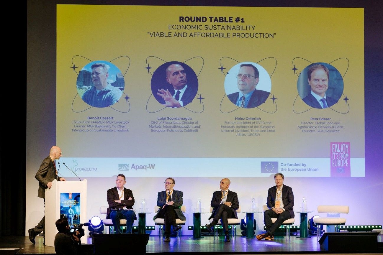 Provacuno y Apaq-W Unen Fuerzas en Bruselas para Avanzar hacia la Meta de Carbono Neutral 2050 1 Provacuno y Apaq-W muestran el compromiso del sector con el objetivo Carbono Neutral 2050 en Bruselas