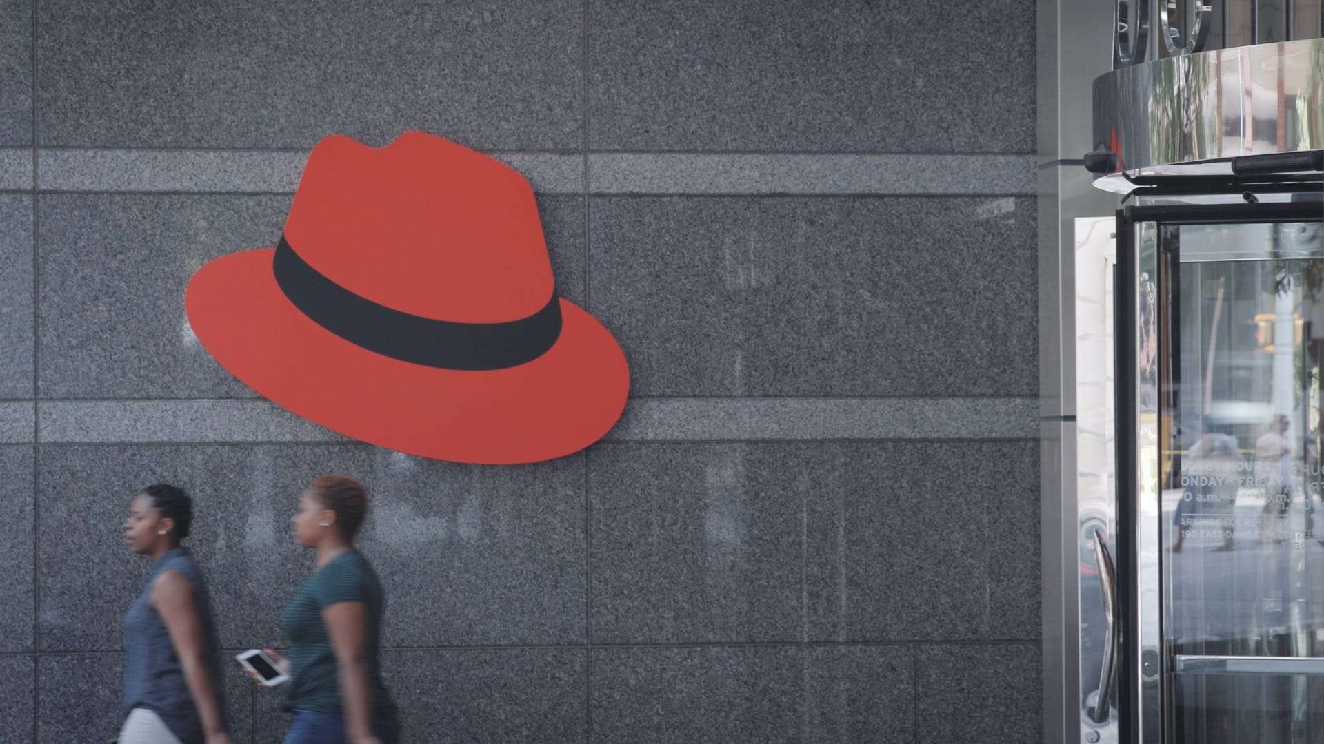Red Hat Revoluciona la TI Moderna con su Nueva Version