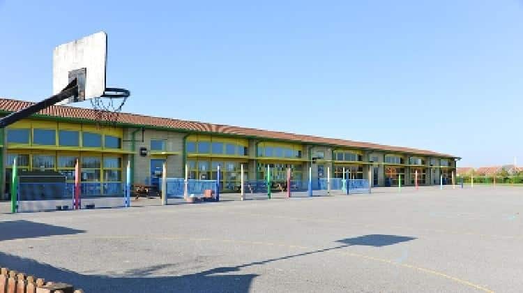 Resolución Definitiva de la Delegación de Jaén sobre los Puestos Específicos del Programa Educativo de Excelencia Deportiva